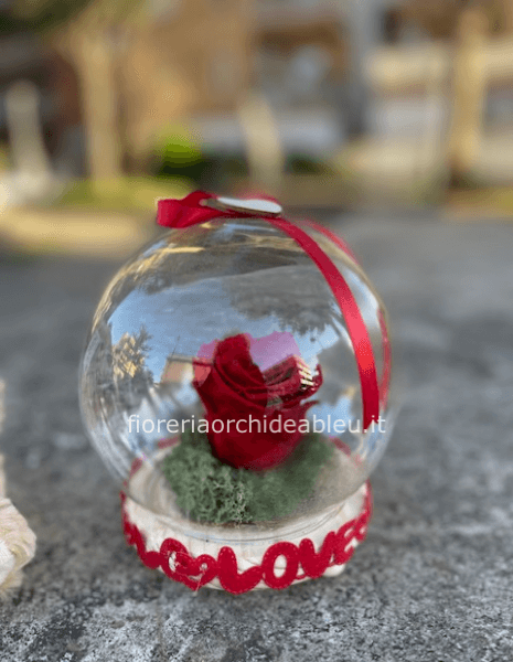 Sfera con rosa stabilizzata